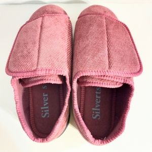 Silverts Women's Pink Rose Extra Wide Size 8 Indoor/Outdoor Wear